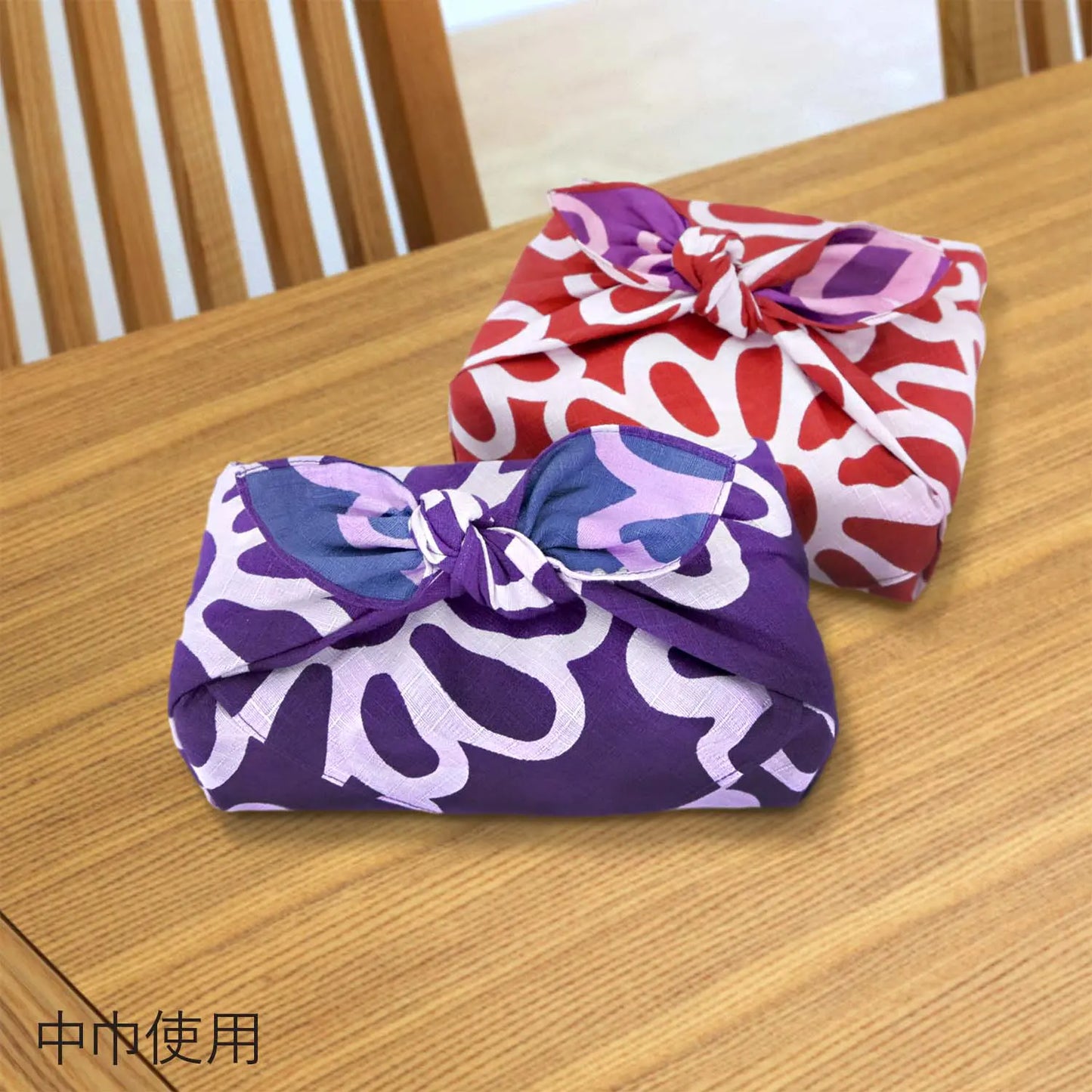 105cm Reversible Furoshiki | Hana to Neko (pink & red)