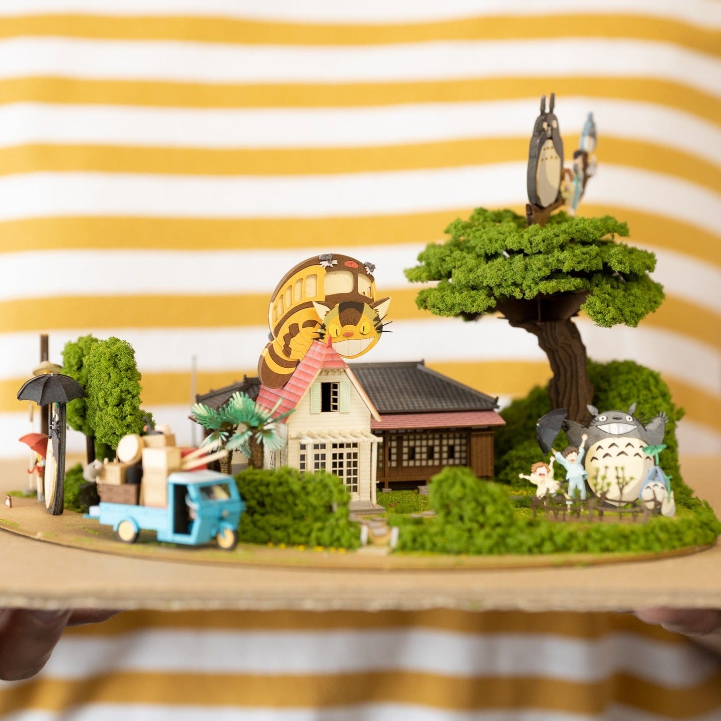 Ghibli Miniatuart Diorama | My Neighbor Totoro - A Whole Lot of Totoro