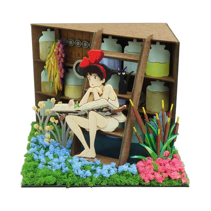 Ghibli Miniatuart Mini | Kiki's Delivery Service - A Witch's Medicinal Cabinet