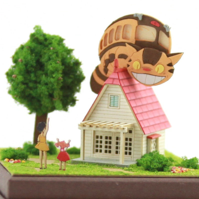 Miniatuart | My Neighbor Totoro: The House and the Catbus by Sankei - Bento&co Japanese Bento Lunch Boxes and Kitchenware Specialists